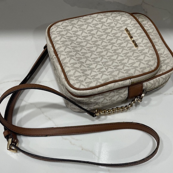 Michael Kors - Picture 4 of 7